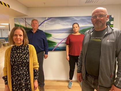 Forhandlingsleder Svein Kvammen (til høyre) i Unio var skuffet etter nattens resultat for Samfunnsbedriftene, tidligere KS-bedrift. Utvalget bestod videre fra høyre av Veronicha Angell Bergli, Rune Johnsrud og Ina Smith-Meyer.